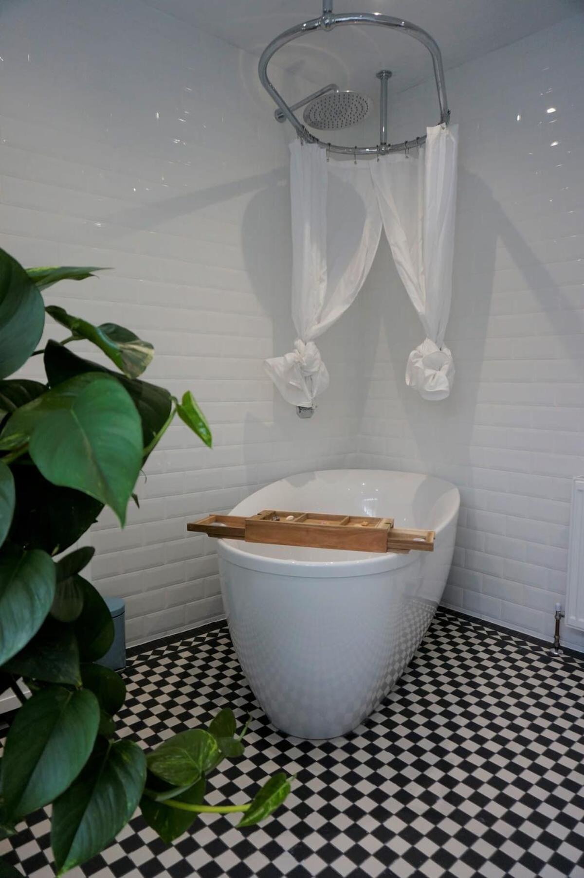 Spacious Town House With Swimming Pool Plymouth Extérieur photo
